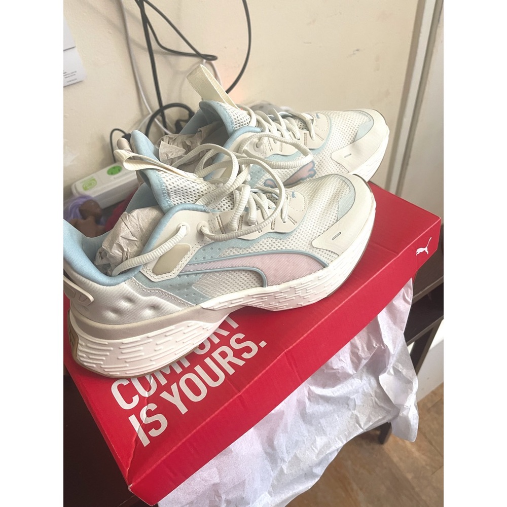 Shoes for women.